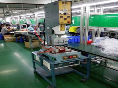 Equipment：Ultrasonic Welding Machine
